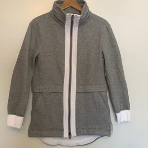 Women’s Lululemon jacket size 6